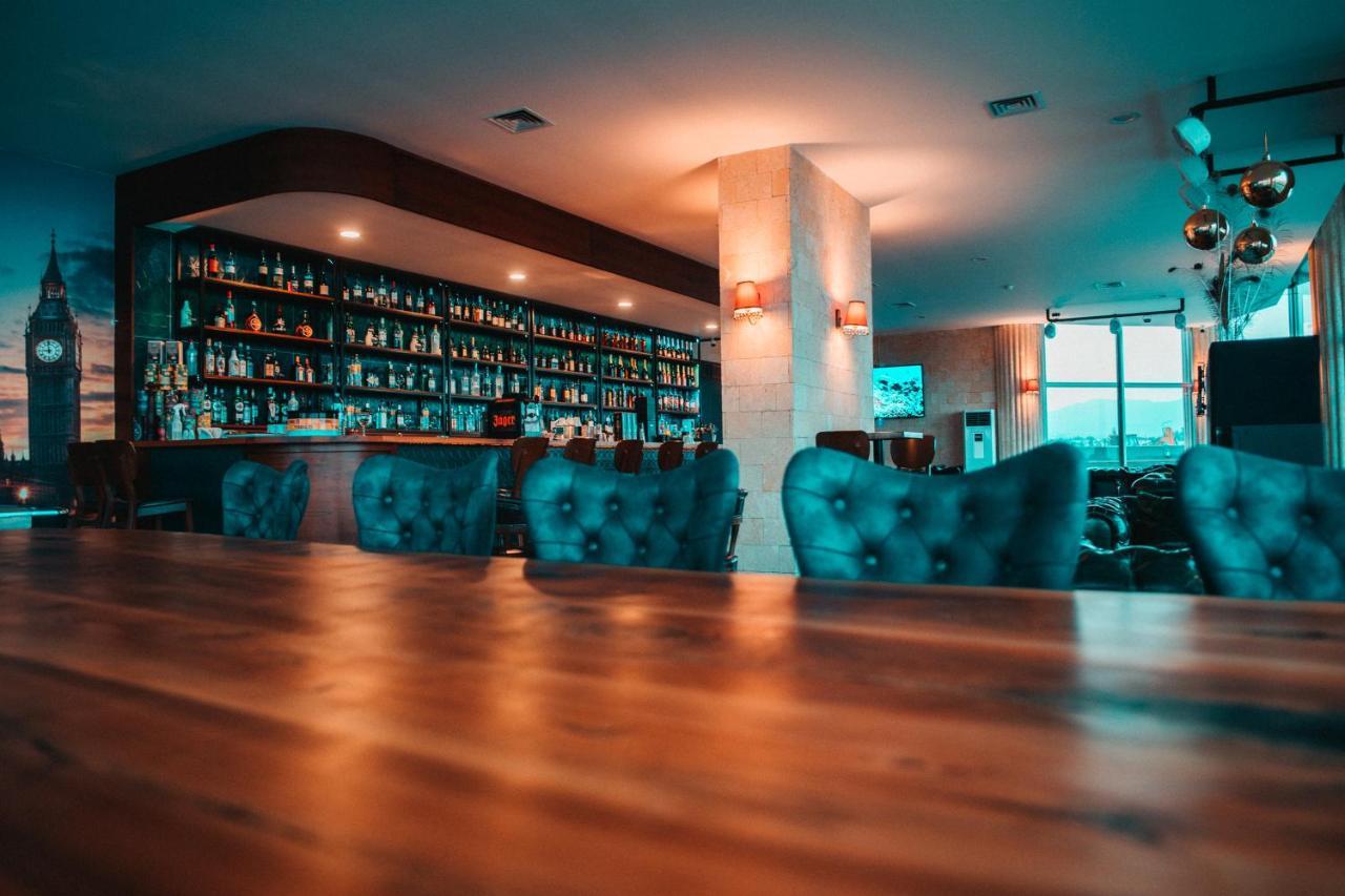 Edelweiss A Block Hotel Residence Trikomo 외부 사진