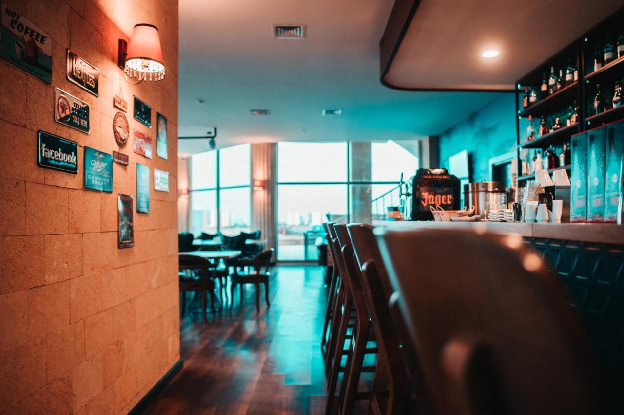 Edelweiss A Block Hotel Residence Trikomo 외부 사진